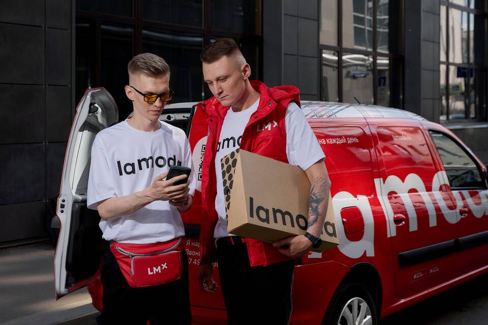 Количество заказов Lamoda в день